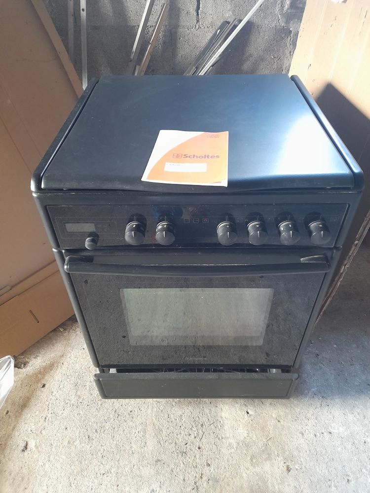 Gazini�re Scholt�s 200 Roqueredonde (34)