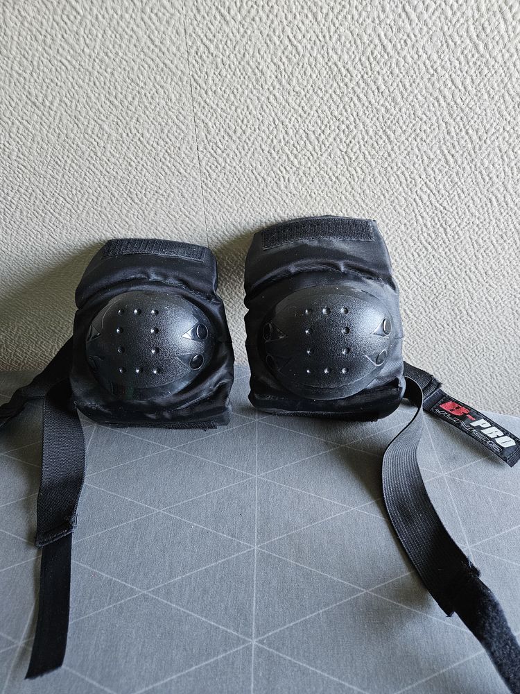 Genouill�res enfants tb �tat 4 Villars (42)