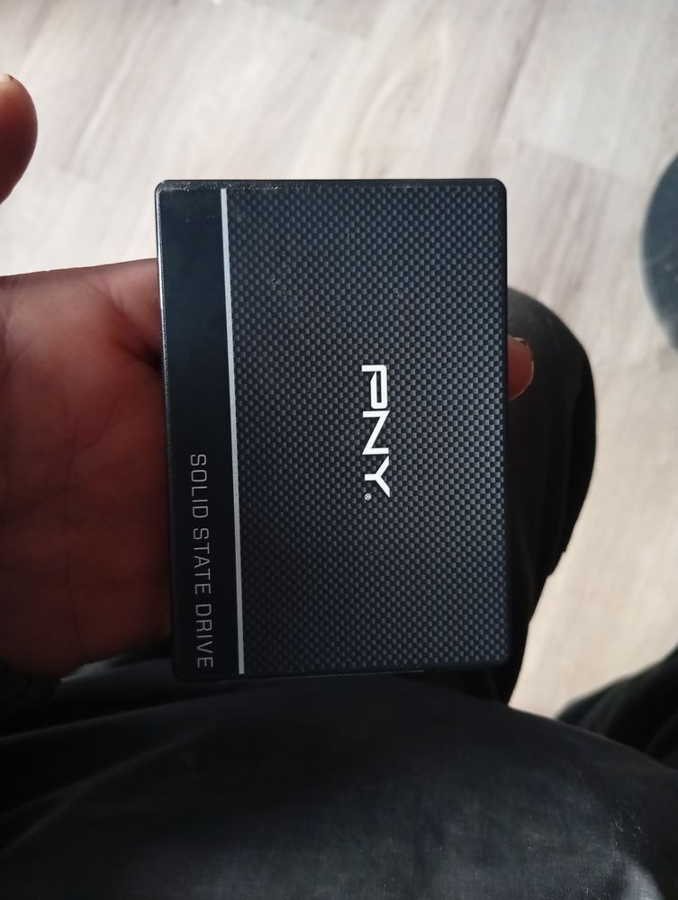 Ssd 250 gigas de marque pny CS900 (pas d'envoi) 20 Paraza (11)