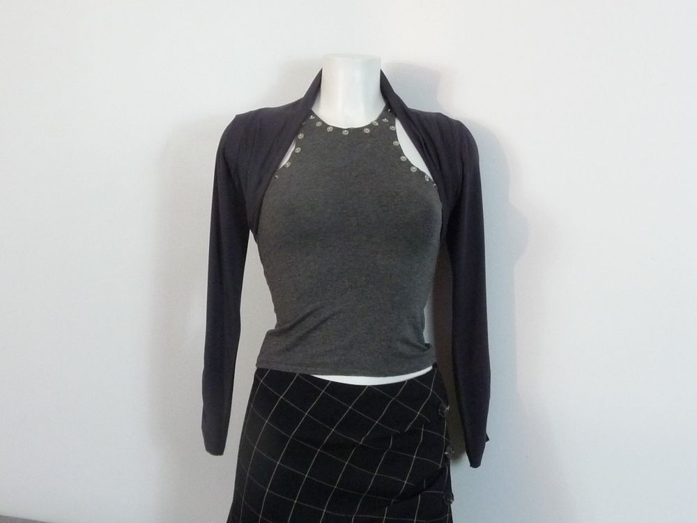 Gilet/ Bol�ro/ Top Violet Prune Manches Longues- Cache Cache 7 Paris 15 (75)