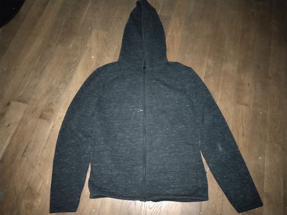 Gilet BONOBO JEANS (Taille M) 0.50 � 0 Brillon-en-Barrois (55)