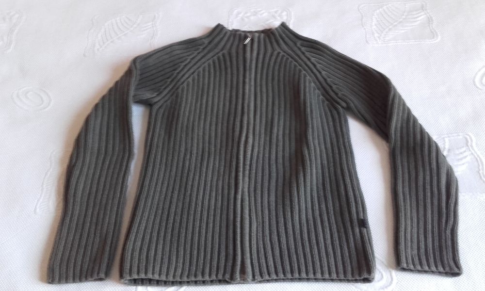 Gilet CYRILLUS 12 ans 4 Beaugency (45)