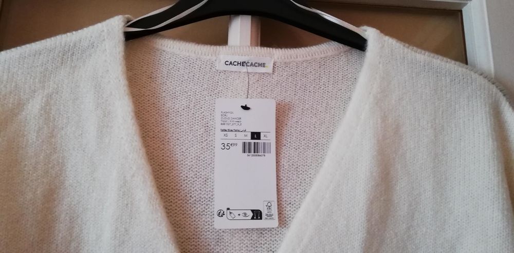 Gilet �cru Cache-Cache, neuf encore �tiquet�. 28 Asni�res-sur-Seine (92)