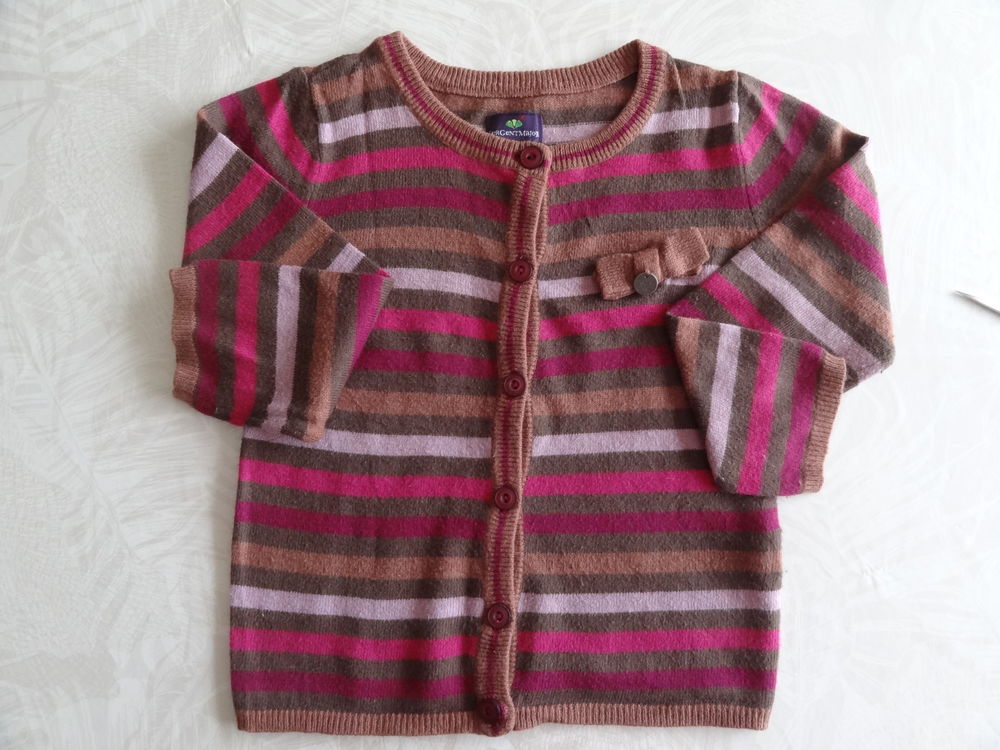 gilet fille 4ans  Sergent Major  0 Pauillac (33)
