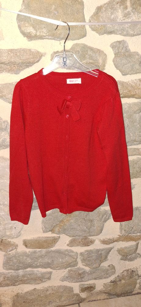 Gilet fille rouge marque Epop taille 8 ans 6 Villiers (86)