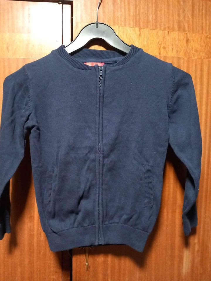 Gilet marine gar�on 8 ans 1 La Fert�-sous-Jouarre (77)