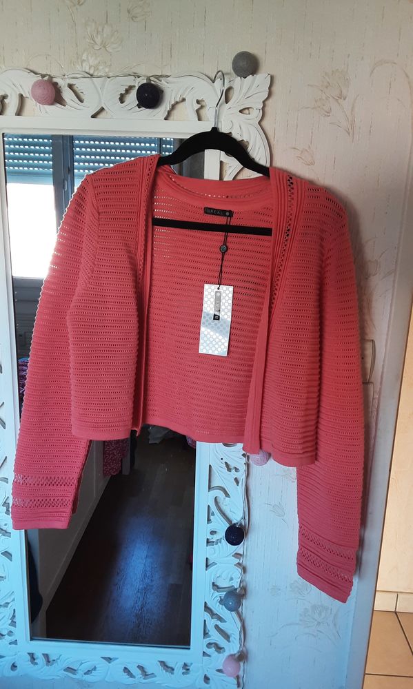 Gilet neuf breal bord a bord parfait pour la demi saison 10 Roanne (42)