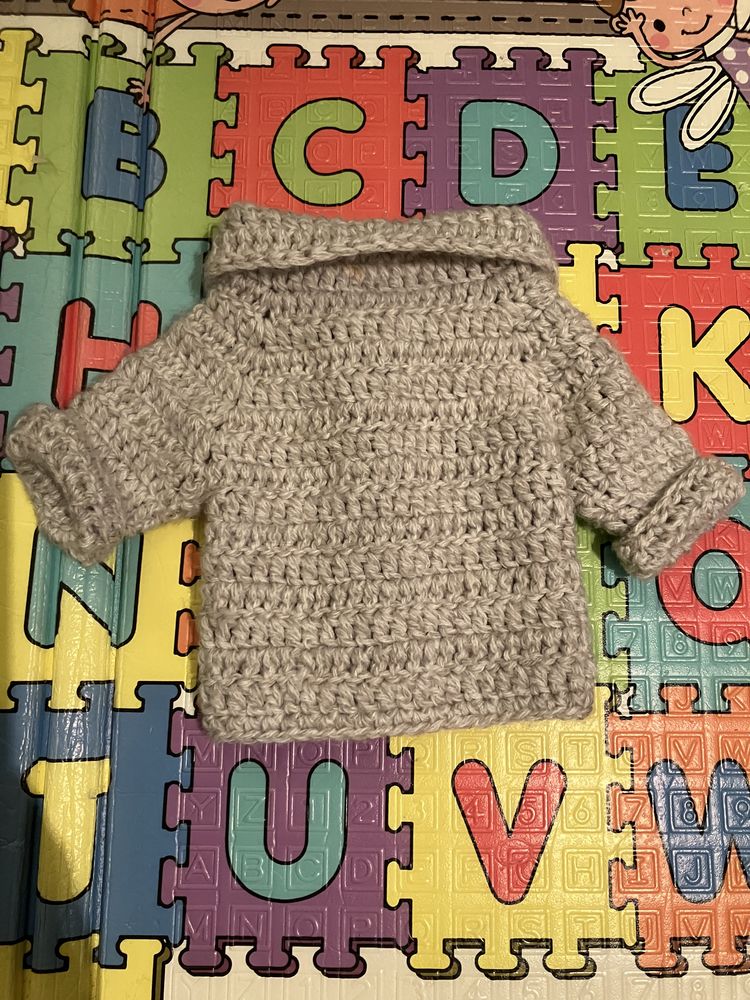 gilet neuf fait � la main taille 3 mois 5 Br�m�nil (54)