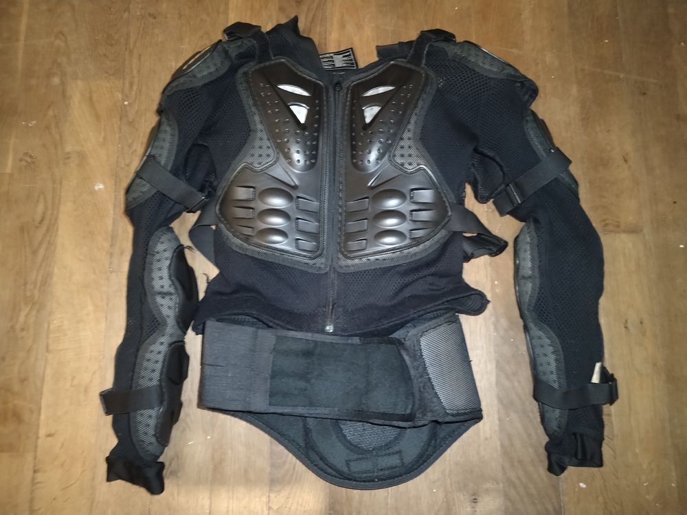 Gilet de protection pare pierre moto cross / vtt taille S FO 42 Brillon-en-Barrois (55)