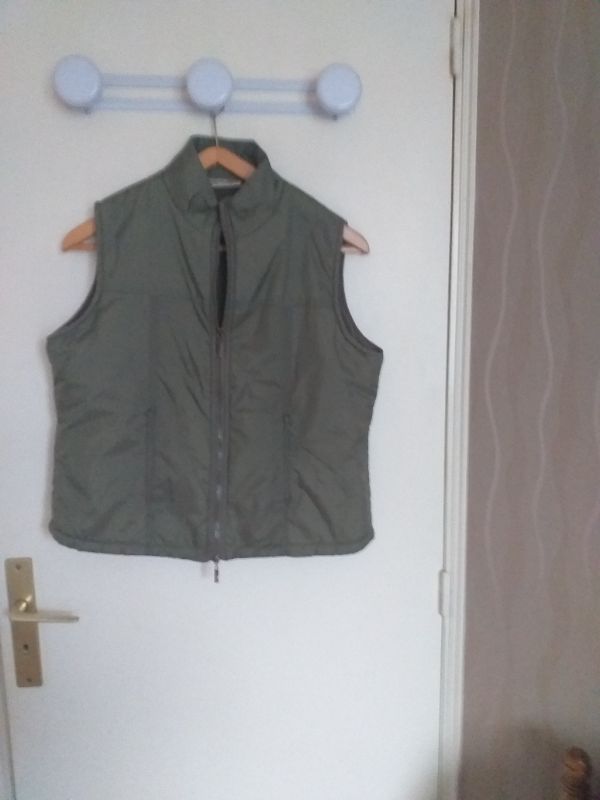 GILET SANS MANCHES TAILLE 1 ZAMBA 2 Chaumont (52)