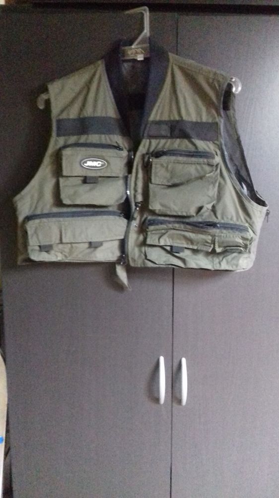 GILLET P�CHE 25 Briey (54)