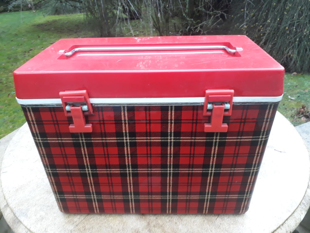 Glaci�re de camping 40 Amiens (80)