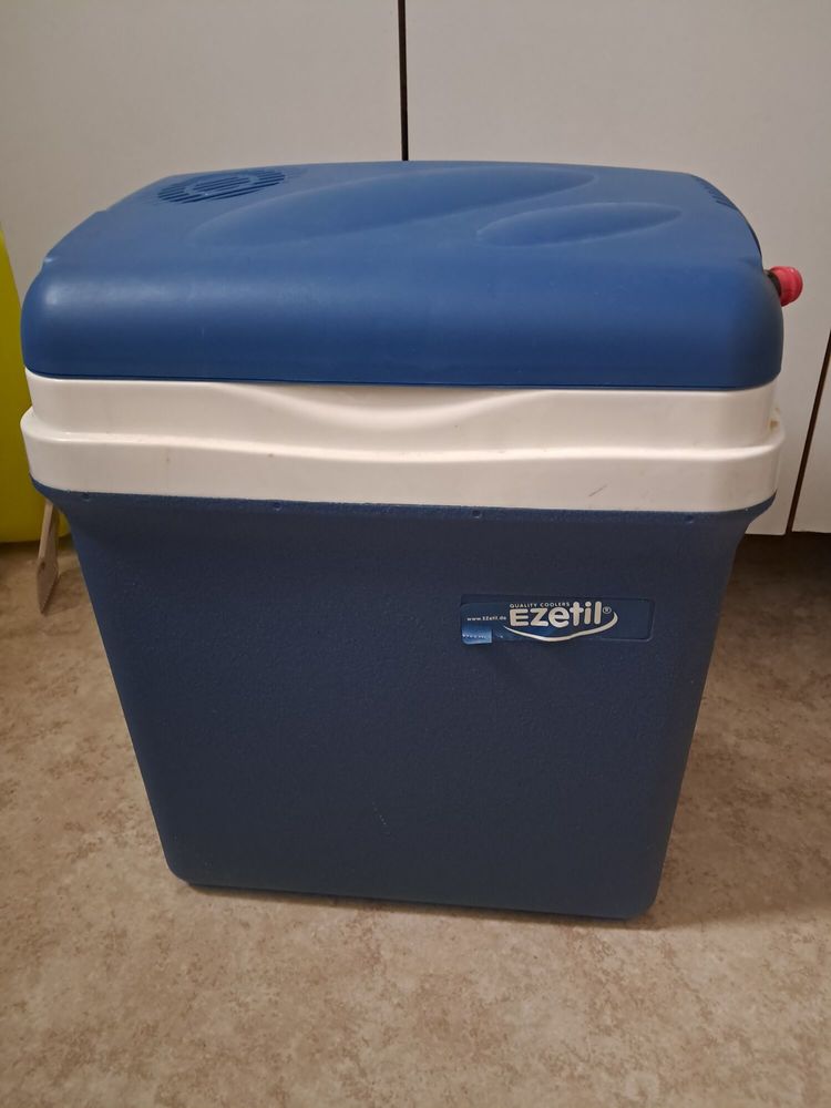 Glaciere 12 V�lizy-Villacoublay (78)