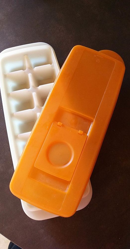 Bac � gla�on tupperware 5 Lully (74)