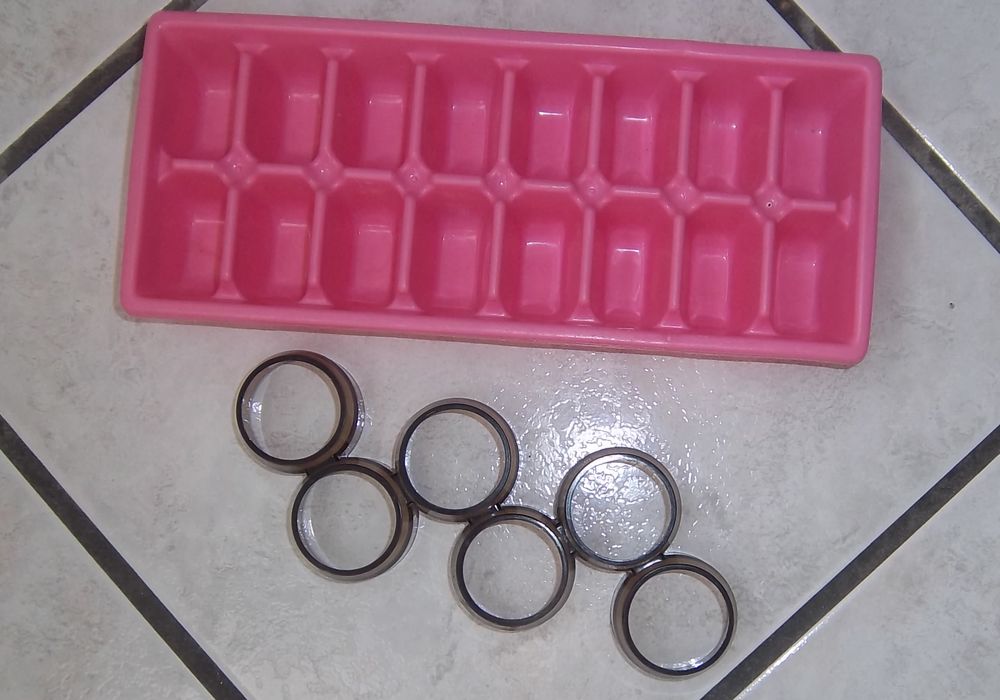 1 bac � gla�ons rose 1 Colombier-Fontaine (25)