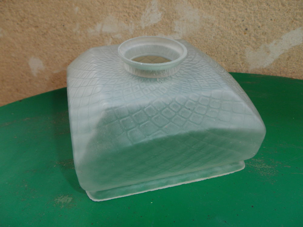 GLOBE D'ECLAIRAGE 1 Aix-en-Provence (13)