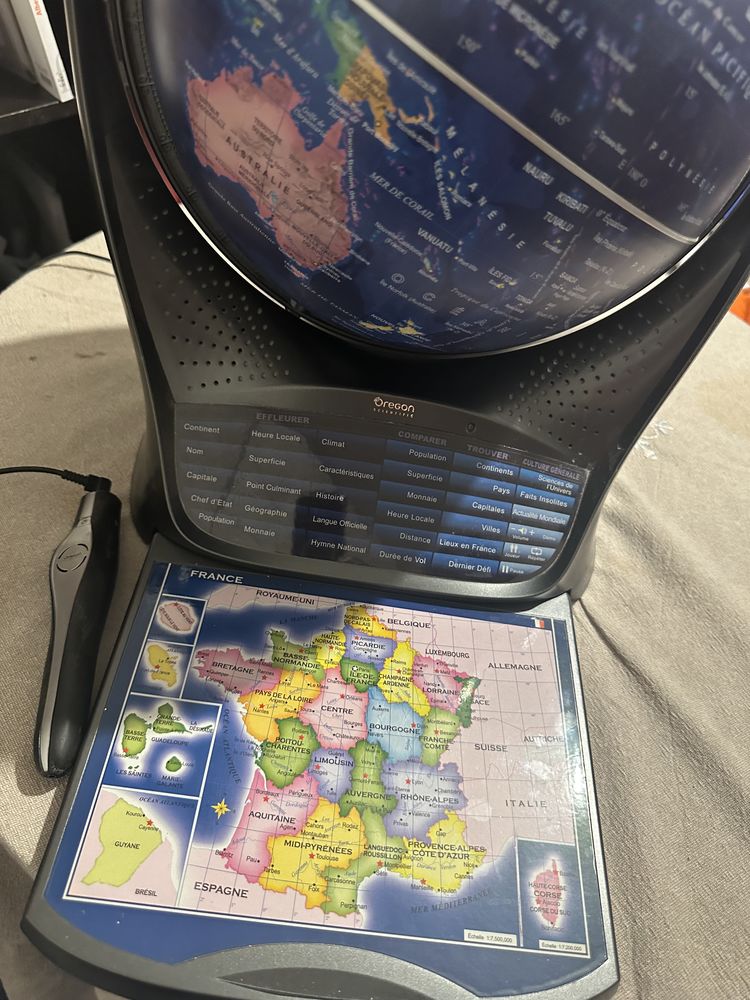 Globe interactif Oregon 40 Paris 18 (75)