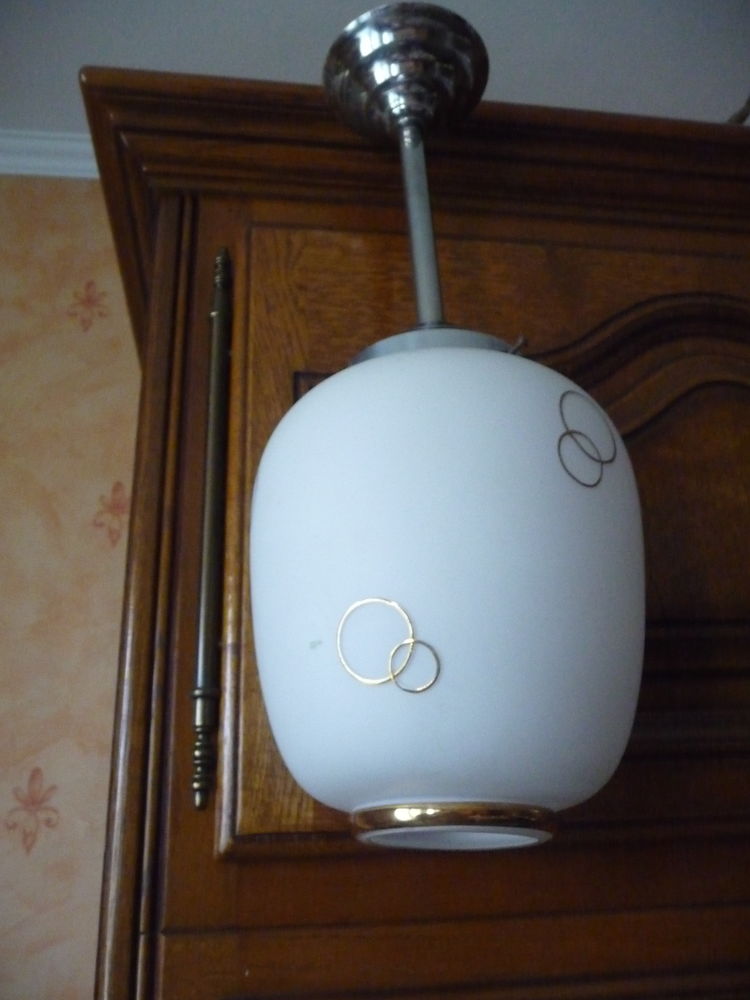 GLOBE LUMINAIRE POUR ENTREE OU AUTRE 17 Beynost (01)