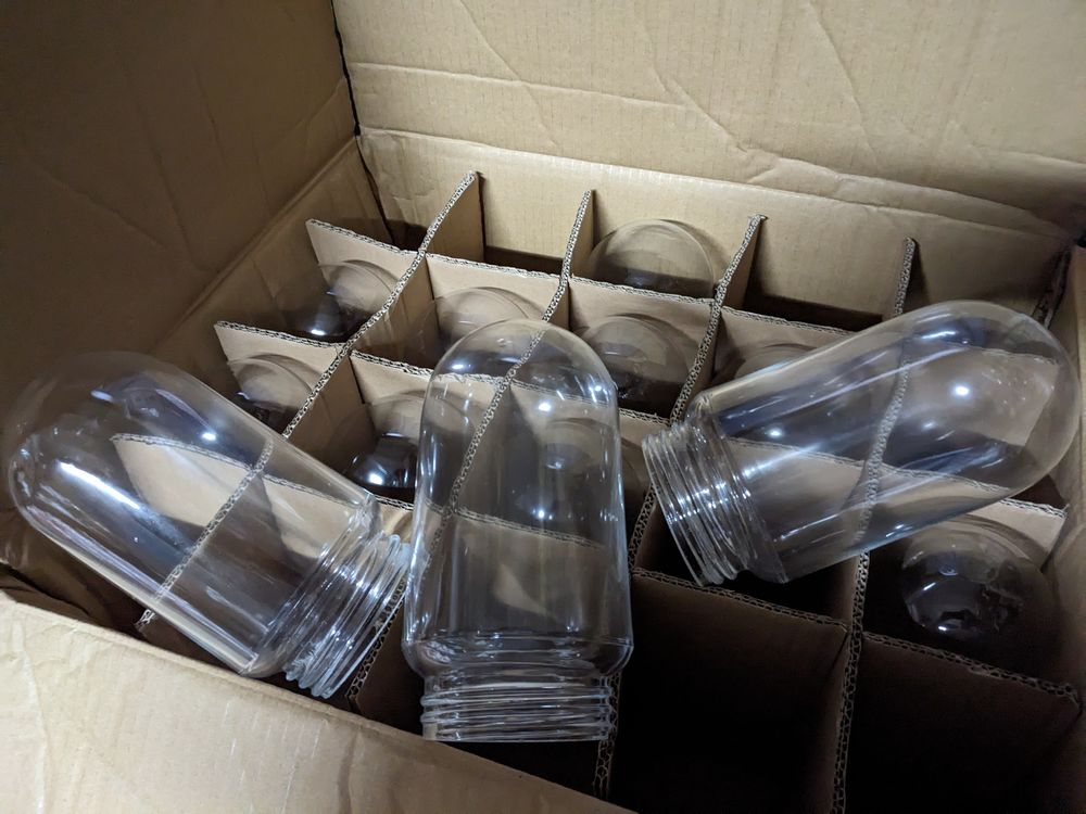 1 UN GLOBE OBUS T�TINE VERRE SOUFFL� COL DE CYGNE LAMPE DE C 15 Marseille 13 (13)