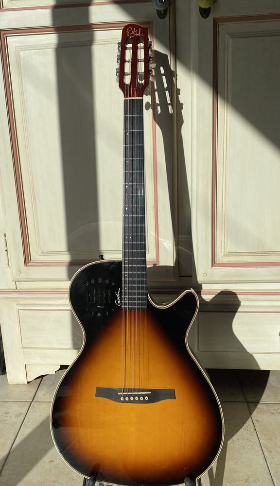 Godin Multiac steel duet 950 Fr�jus (83)