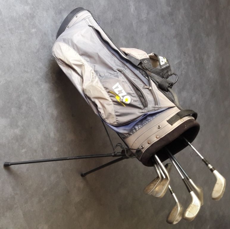 Sac de golf � tr�pied. 80 Muzillac (56)