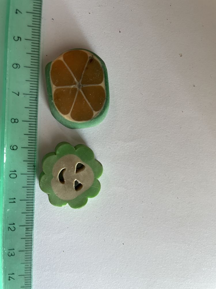 Gomma gomme eraser collection fleur et orange 5 Bures-sur-Yvette (91)