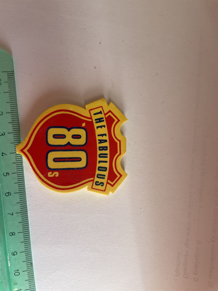 Gomma gomme eraser collection gommes symbole jaune 5 Bures-sur-Yvette (91)