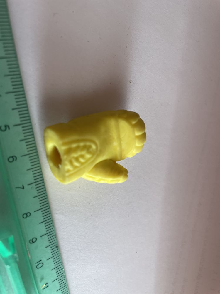 Gomma gomme eraser collection gant jaune 5 Bures-sur-Yvette (91)