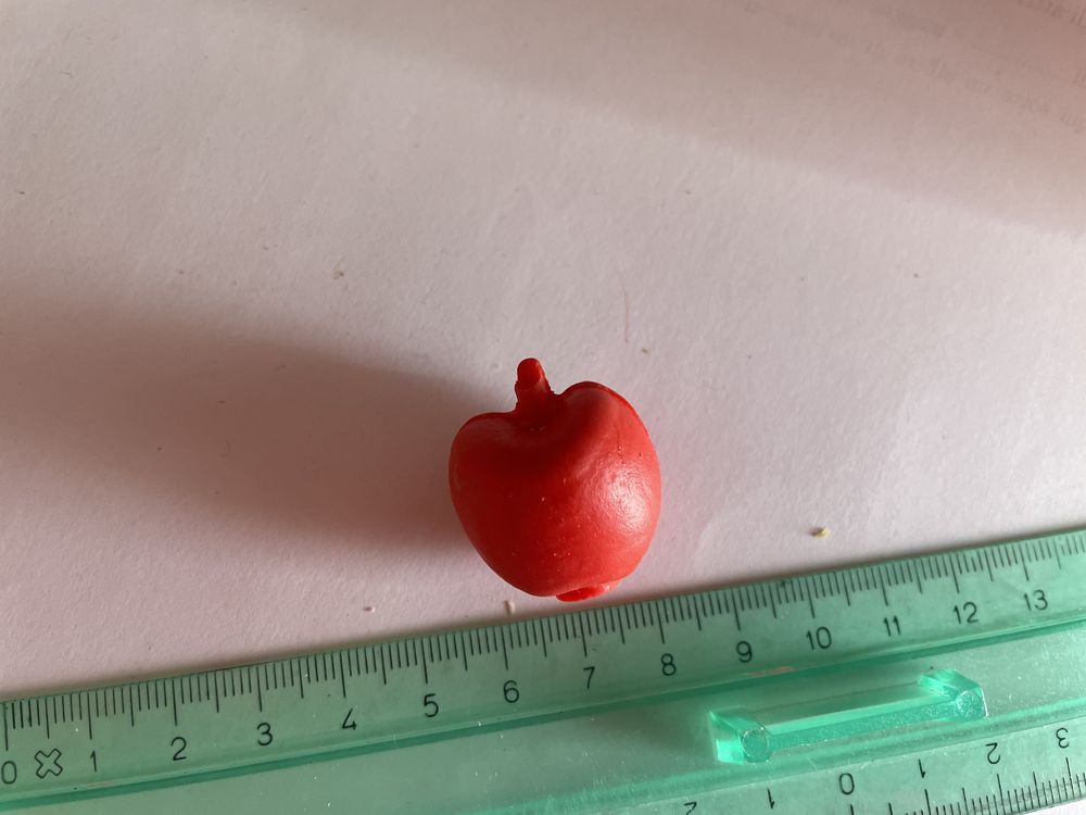 Gomma gomme eraser collection pomme rouge 3 Bures-sur-Yvette (91)