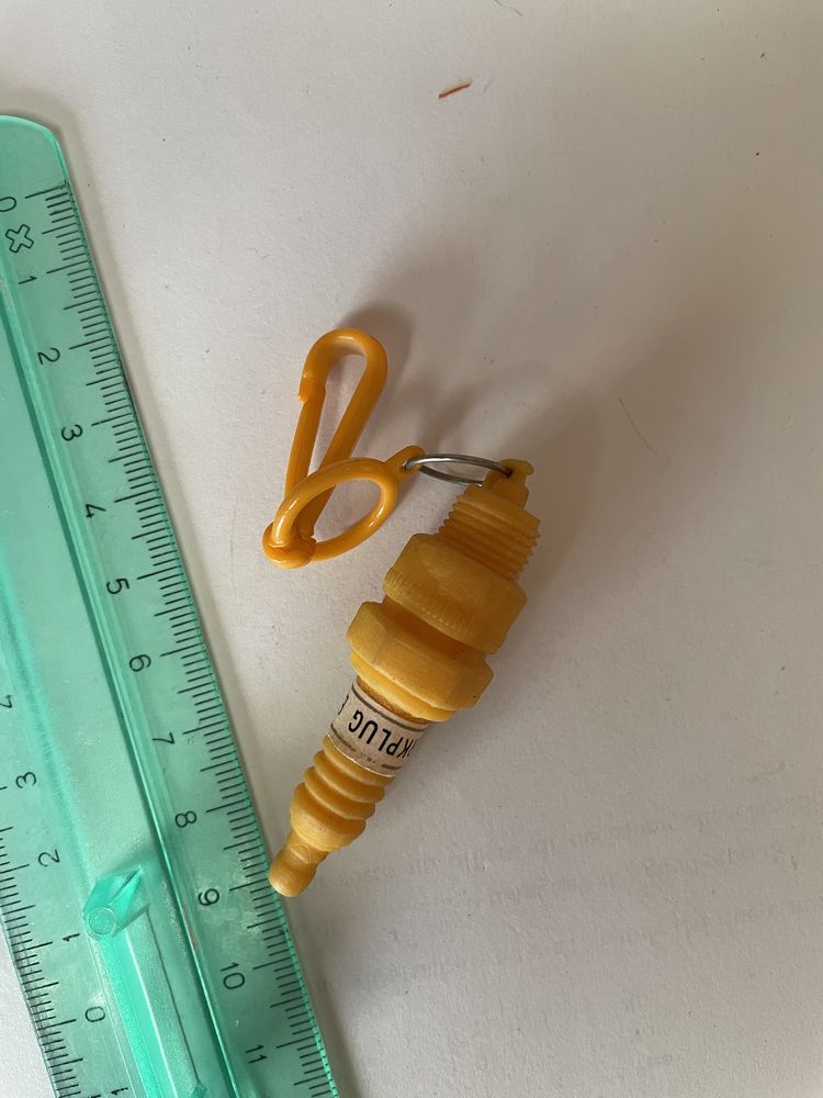 Gomma gomme eraser collection visse jaune porte cles 8 Bures-sur-Yvette (91)