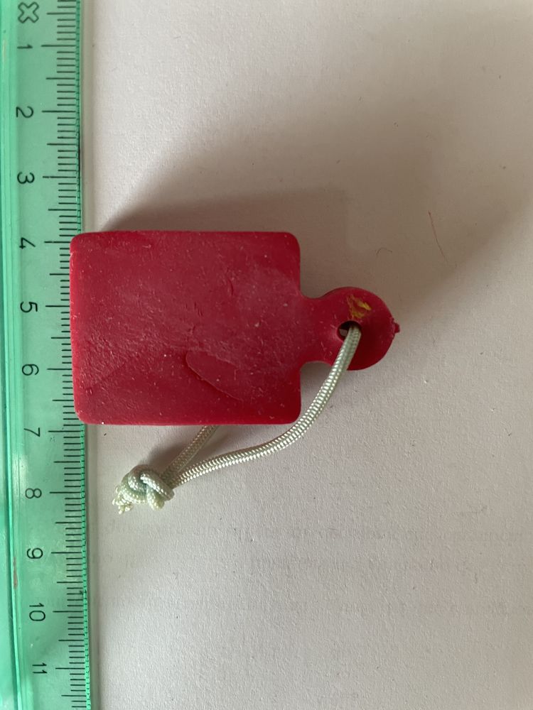 Gomma gomme eraser collection decupoir rouge 7 Bures-sur-Yvette (91)