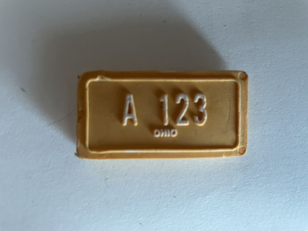 Gomma gomme eraser collection plaque Ohio jaune 5 Bures-sur-Yvette (91)