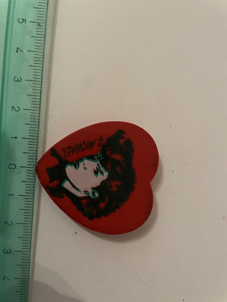 Gomma gomme eraser collection coeur avec visage rock 5 Bures-sur-Yvette (91)