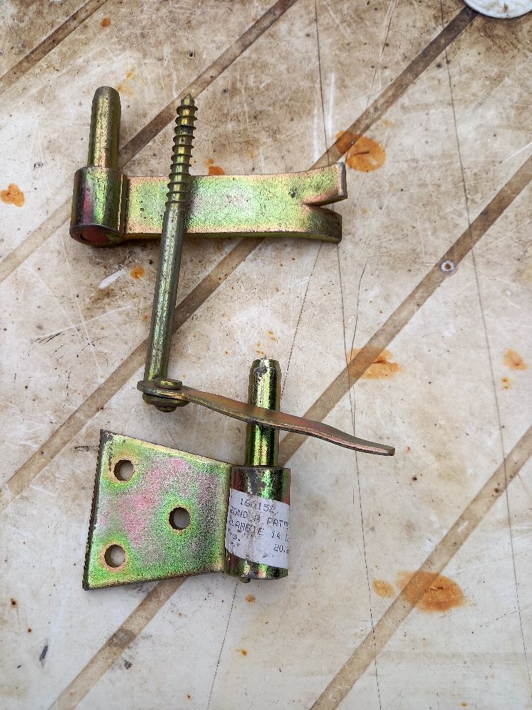 gonds accessoires  volets 2 Bi�ville-Beuville (14)