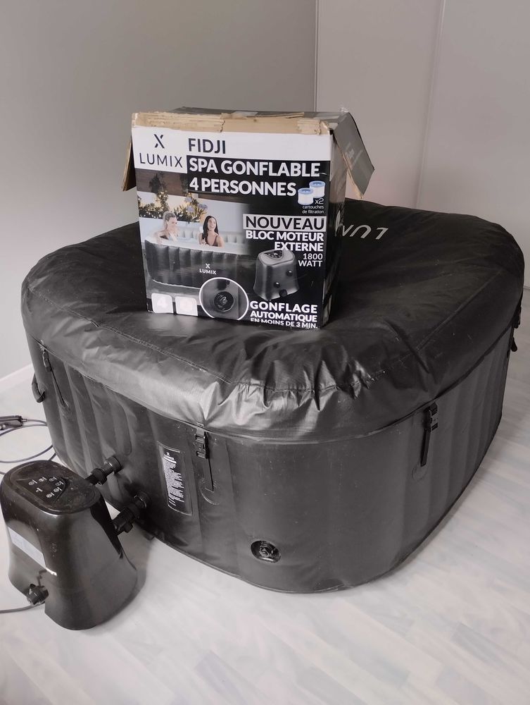 spa gonflable 4 personnes 250 Saint-Georges-de-Luzen�on (12)