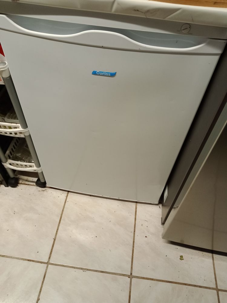 GONGELATEUR TOP A TIROIRS 60 Jouet-sur-l'Aubois (18)