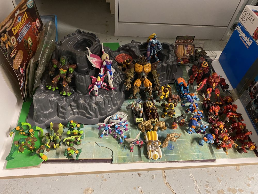 GORMITI plateforme et personnage 85 Rueil-Malmaison (92)