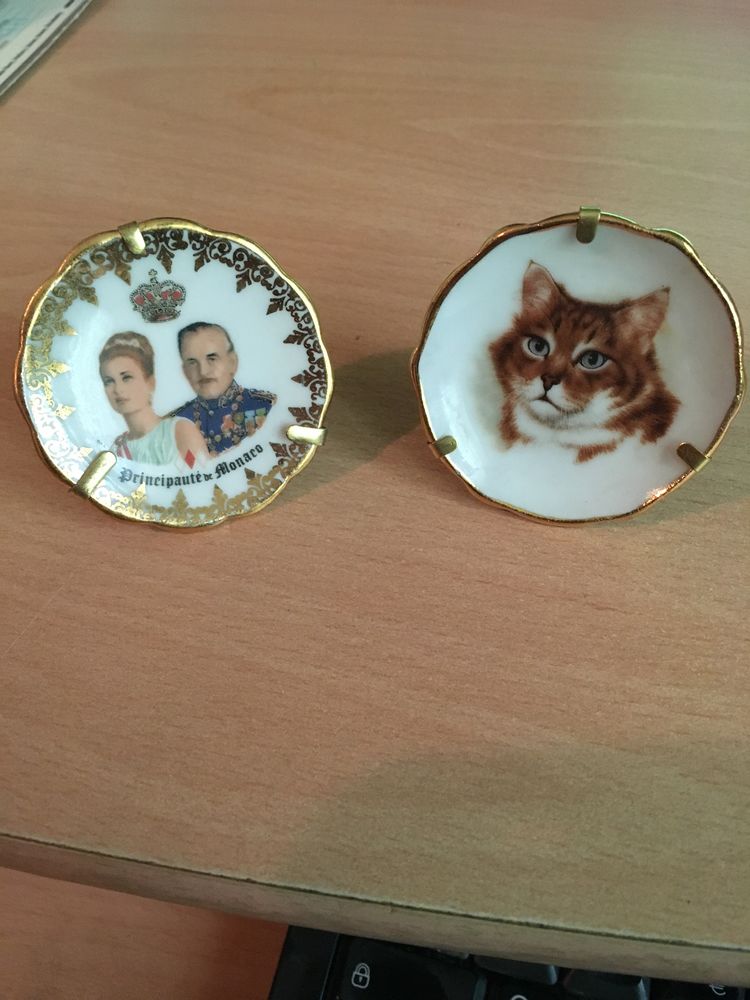 GRACE KELLY ET REGNIER. Et CHAT. 35 Paris 20 (75)