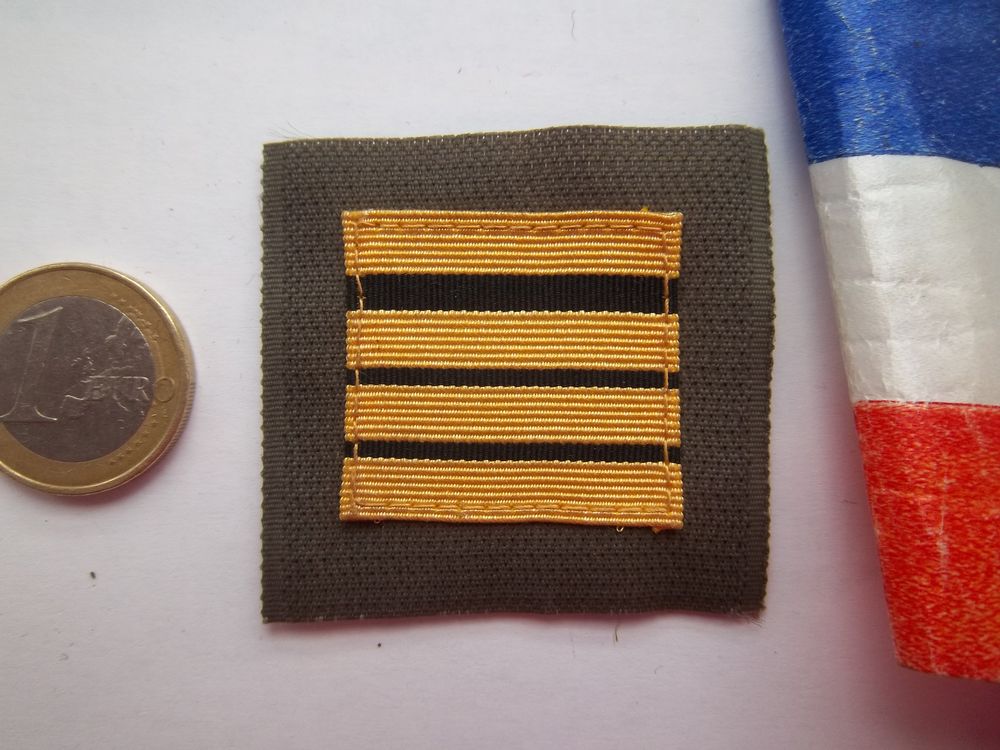 grade galon insigne militaire commandant 5 Valognes (50)