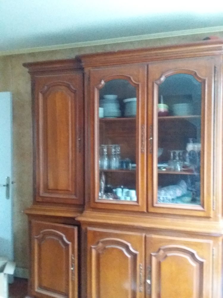 DON - GRAND BAHUT EN CHENE MASSIF - DON 0 Charvieu-Chavagneux (38)