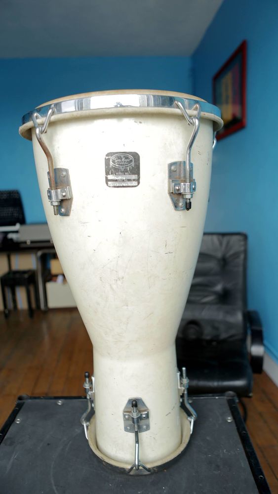 grand bata gon bops 400 La Plaine St Denis (93)