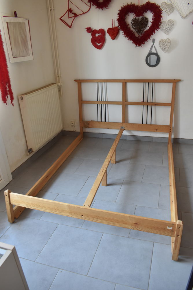 grand lit bois/fer 30 Saint-Jory (31)