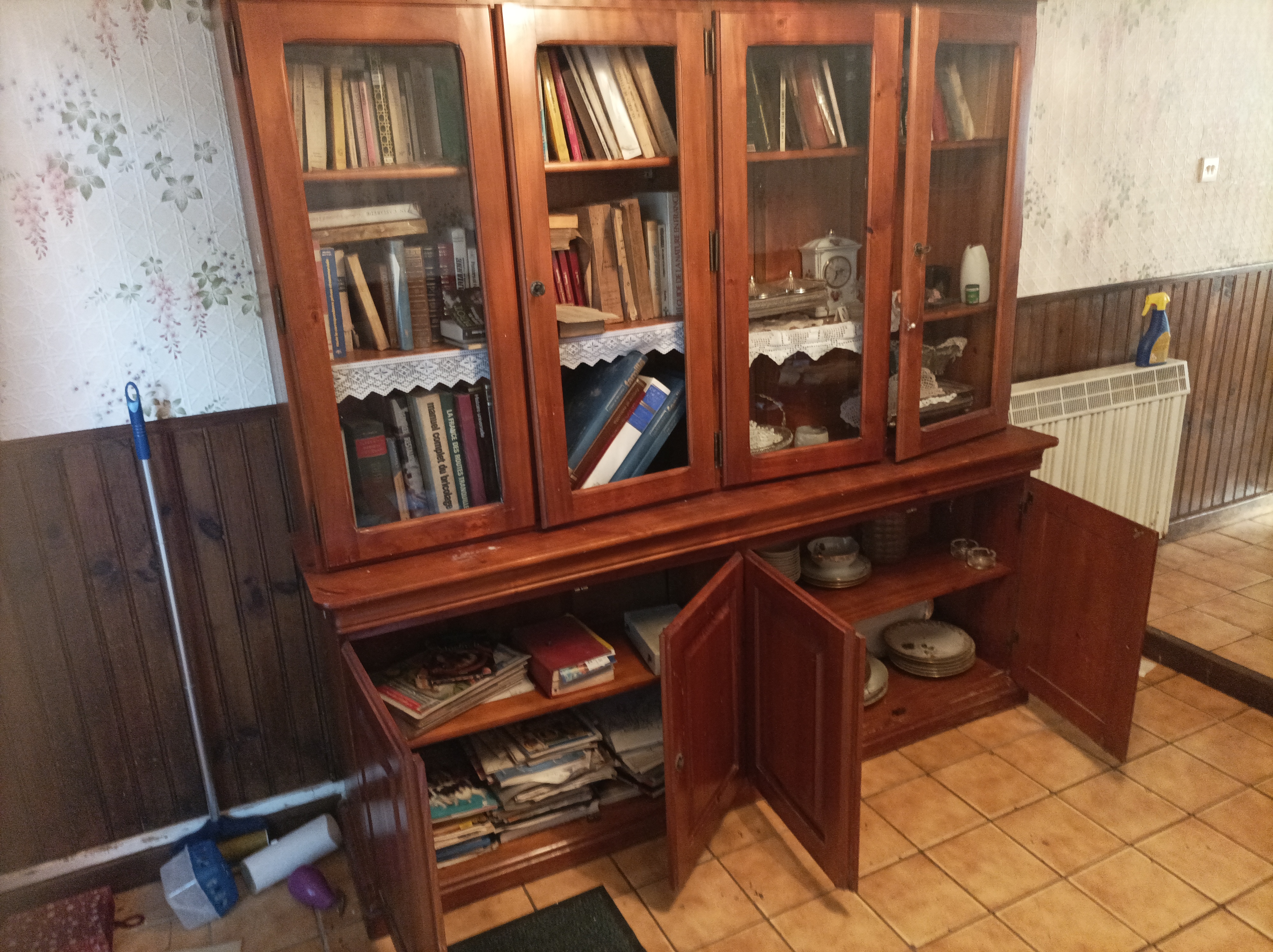 grand buffet biblioth�que 50 Sarreguemines (57)