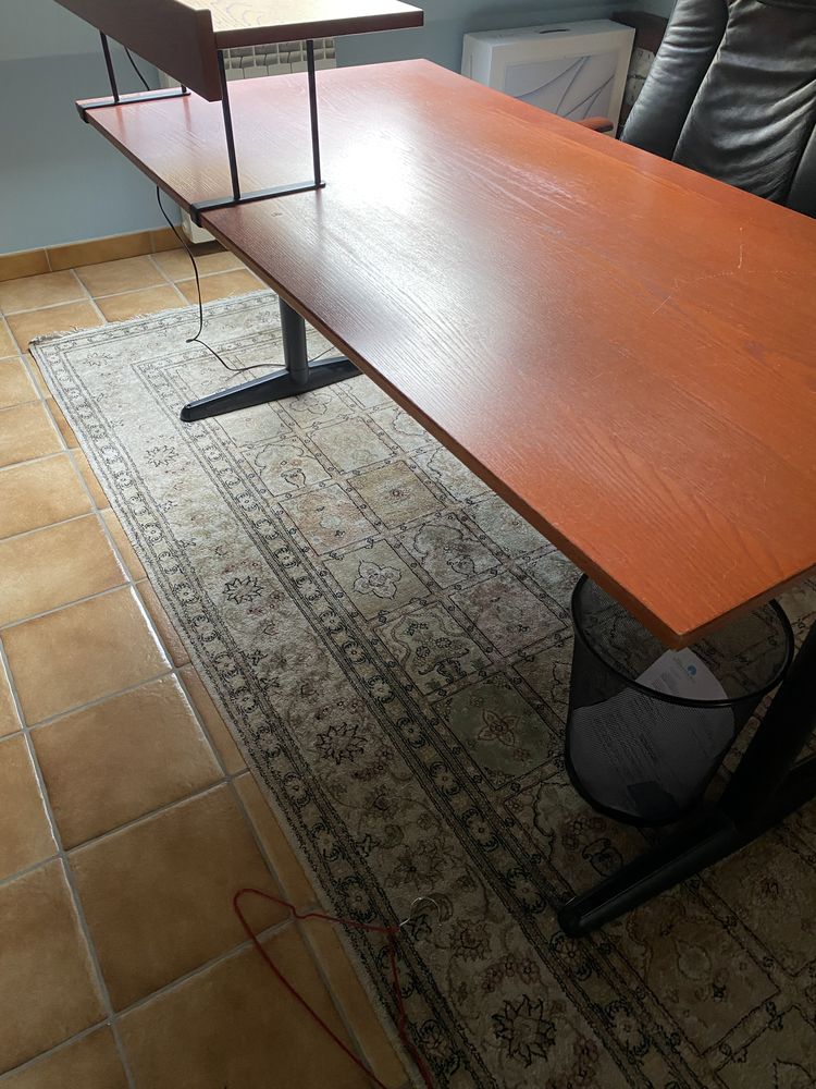 Grand bureau 160X80 150 Le Coudray-Montceaux (91)