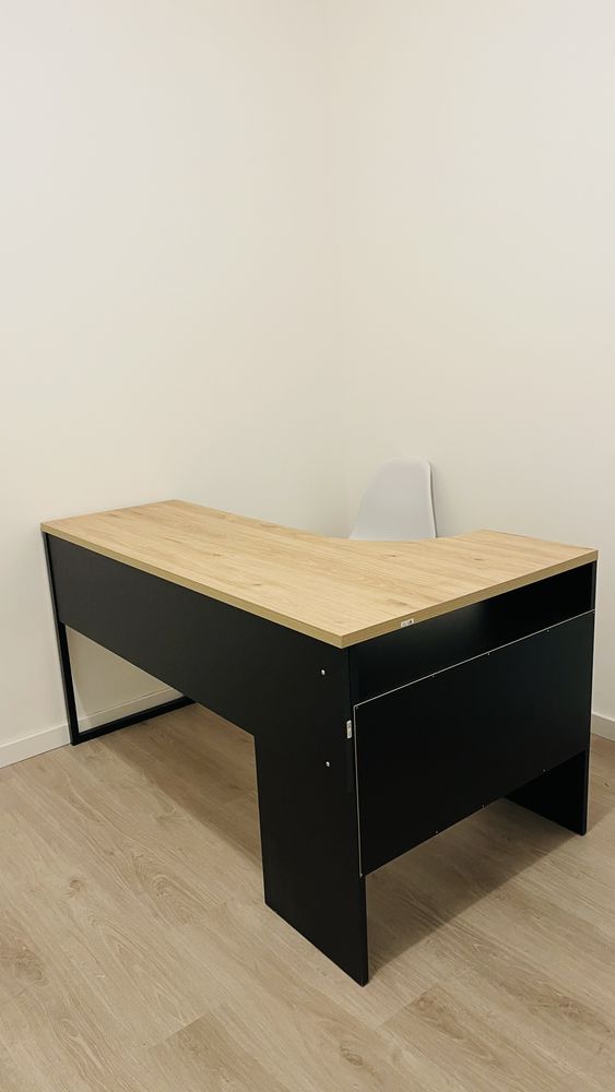 Grand bureau d'angle 95 Le Rheu (35)