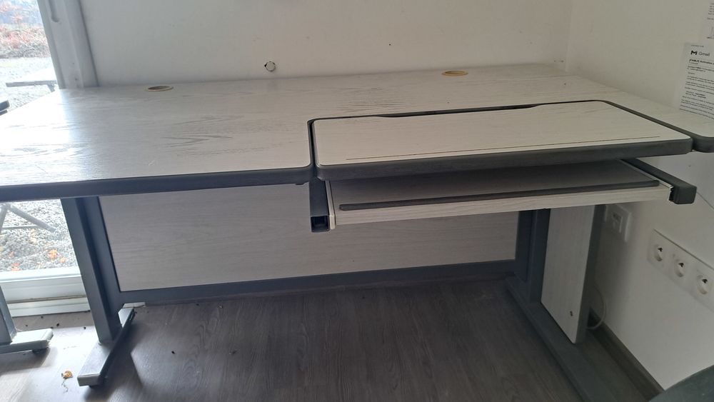 Grand bureau ordinateur 140cm*80cm 50 Vaugneray (69)