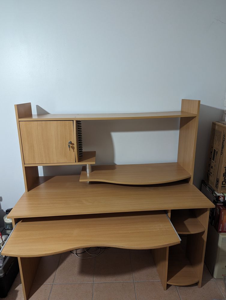 Grand Bureau Ordinateur : �tag�re + placard + tablette 20 Tournefeuille (31)