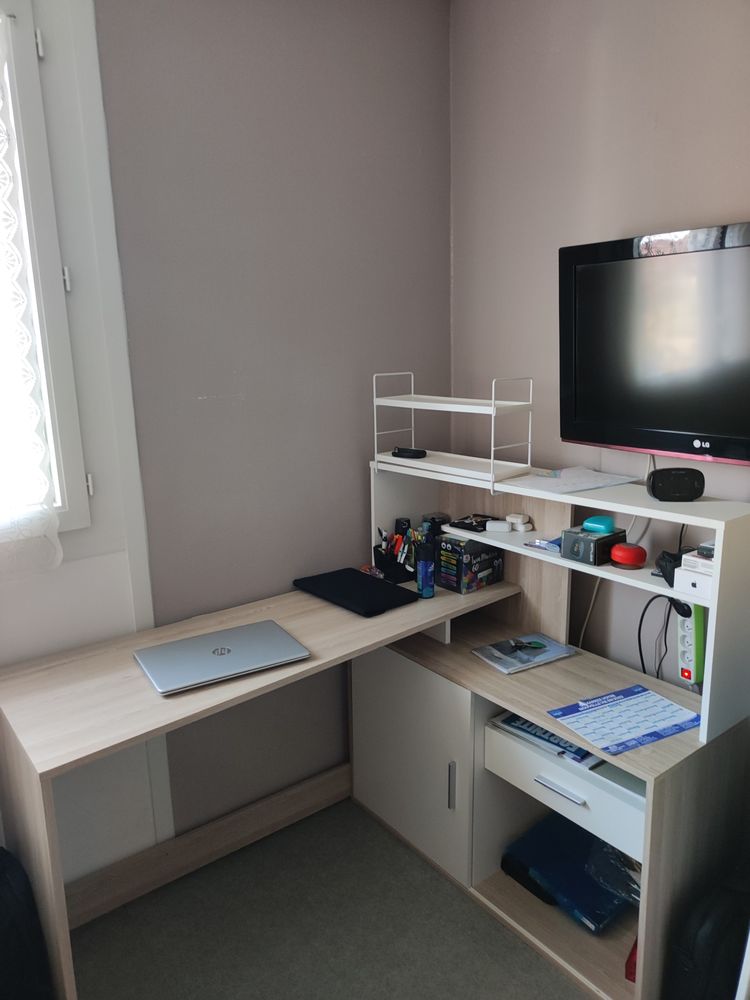 Grand bureau 0 Saint-Germain-l�s-Arpajon (91)