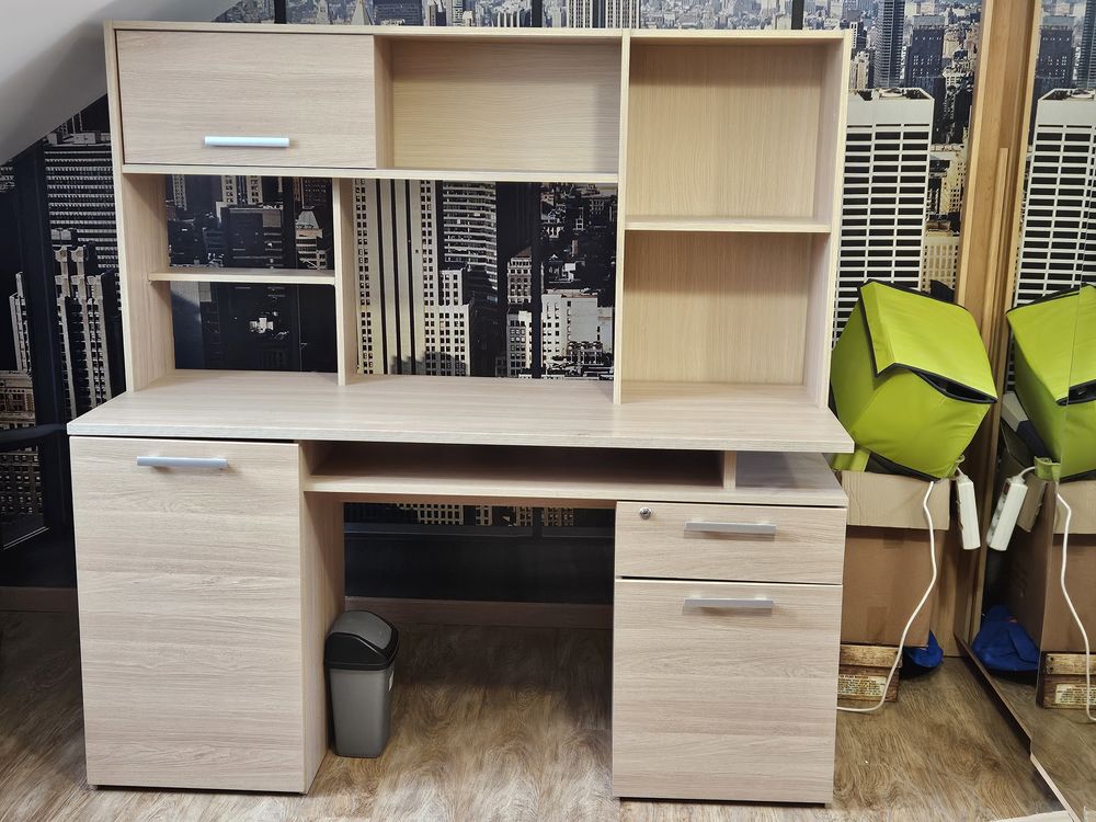 grand bureau 95 Charleville-M�zi�res (08)