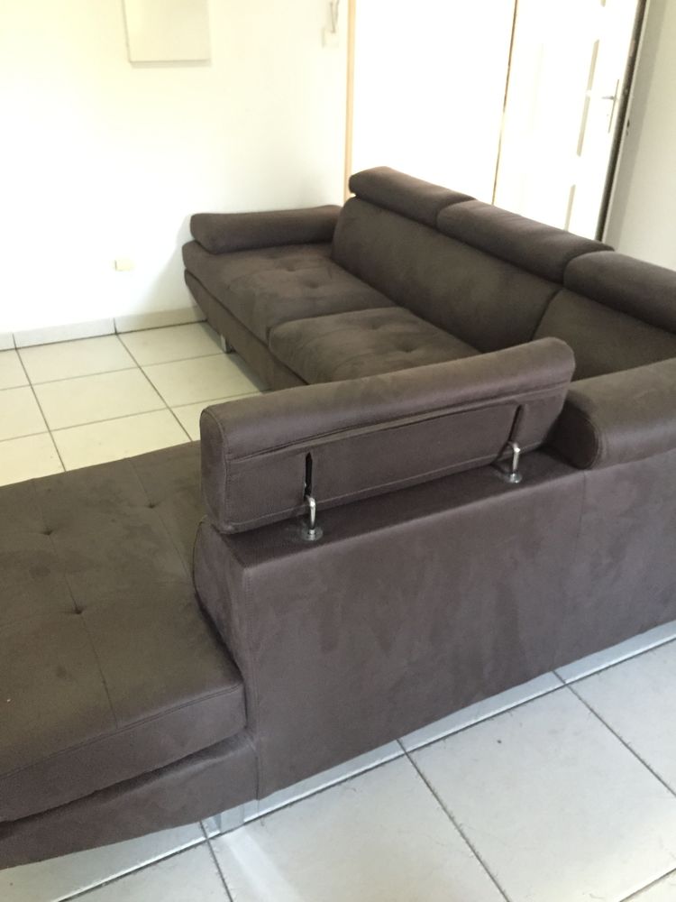 grand canap� d'angle 490 Saint-Gilles Les Bains (97)
